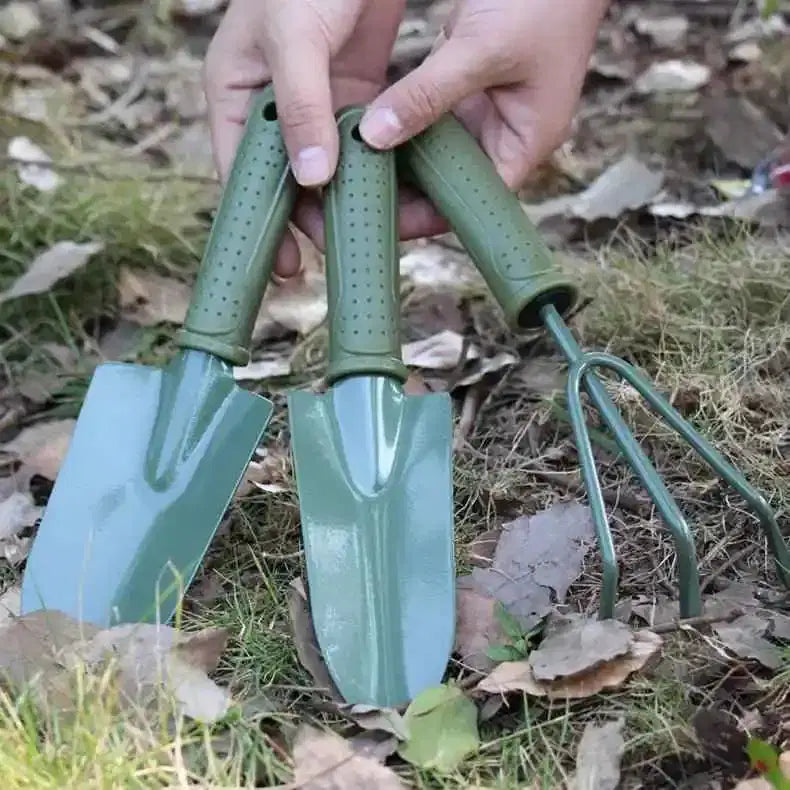 Handheld Garden Soil Scarifier Kit
